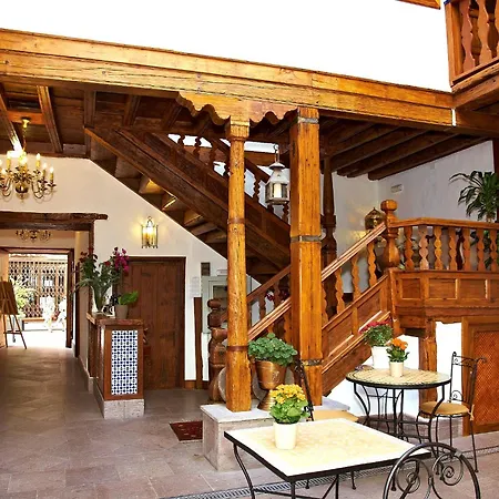 엠블마티코 산 아구스틴 호텔